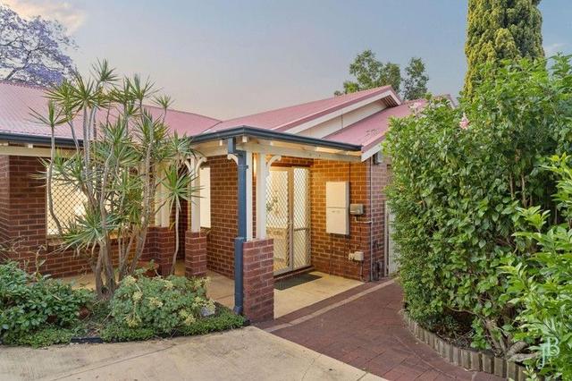 2/108 Todd Avenue, WA 6152