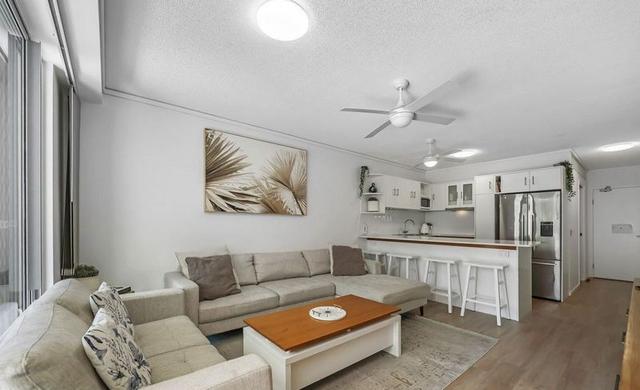 2/119 Sunshine Parade, QLD 4220