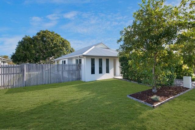 5 Wineglass Bay Avenue, QLD 4818