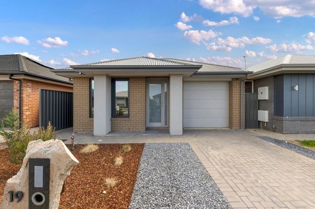 19 Francesco   Way, SA 5117