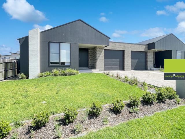 1/23 Bonneville Boulevard, NSW 2580