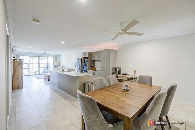 3/7 Pinelands Street, QLD 4131