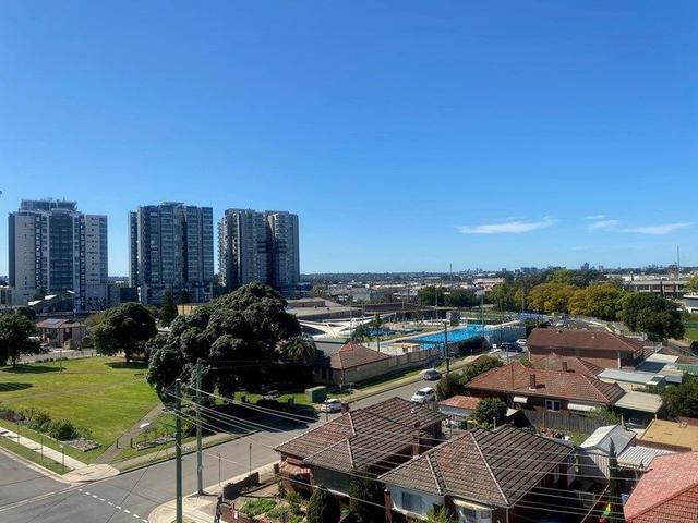 17/35 Enid Avenue, NSW 2142