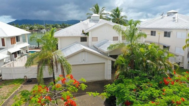 Unit 2/23 Poinciana Bvd, QLD 4849