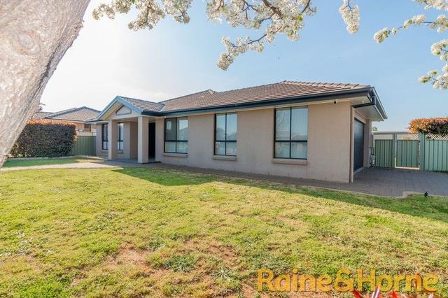 22 Holmwood Drive, NSW 2830