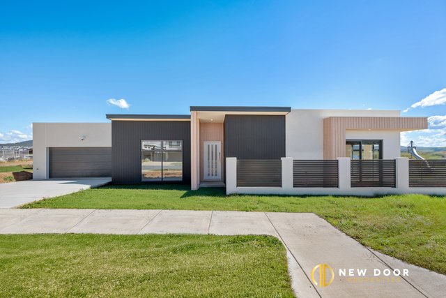 40 Inge King Crescent, ACT 2611