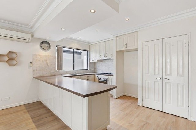 18 Montrose Street, WA 6061