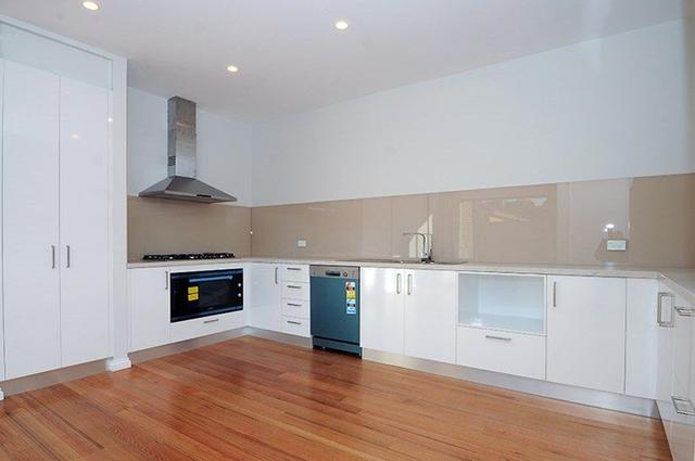 2/6 Fraser Street, VIC 3150