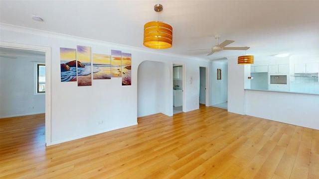 5/11 Tenth Avenue, QLD 4221