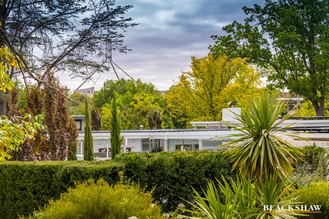 13 Canterbury Crescent, ACT 2600