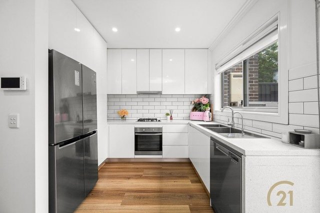 4/6 Holland Crescent, NSW 2170