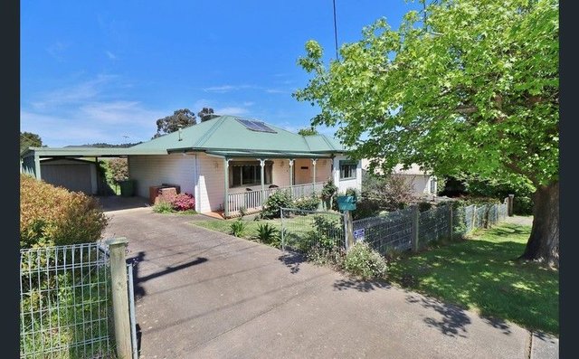 12 Westmount Rd, VIC 3777