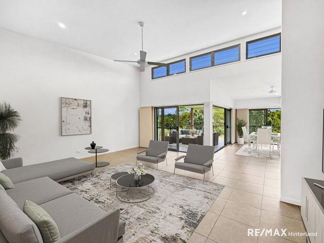 7 Greenfields Court, QLD 4552