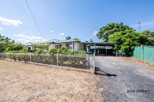 6 Gowrie Avenue, NSW 2830
