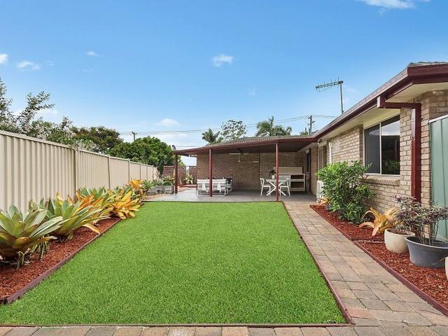 16 Federation  Drive, QLD 4118