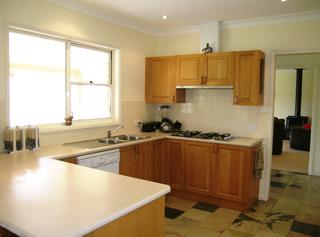 Kitchen (2011-10-18)