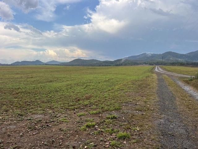 1/null Oakenden Sarina, QLD 4741