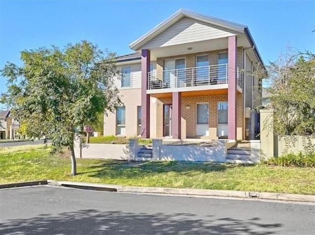 1/10 Stowe Avenue, NSW 2560
