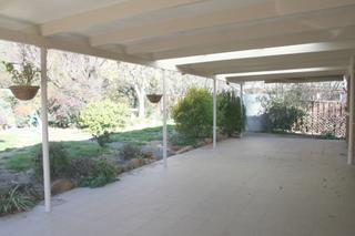 Outdoor Living Area (2015-07-29)