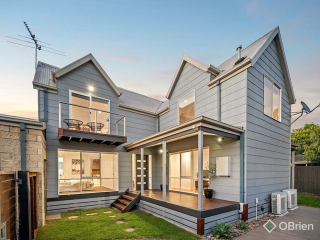 2/5 Wilson Grove, VIC 3198