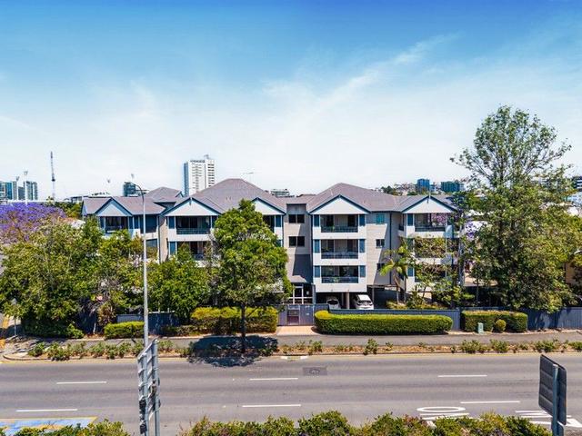 14/239 Shafston Avenue, QLD 4169