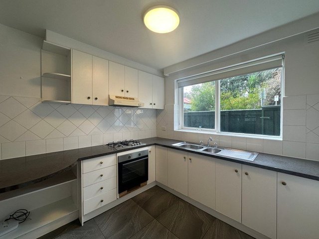 1/214 Napier Street, VIC 3065