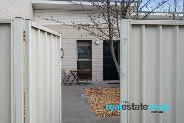 7/86 Mawson Drive, ACT 2607