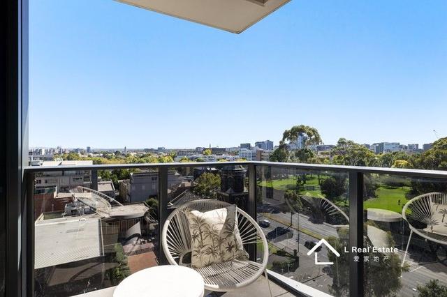 813/23 Batman Street, VIC 3003