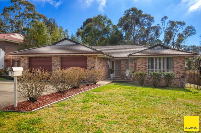 5 Todd Close, NSW 2350