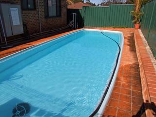 Pool (2007-08-08)