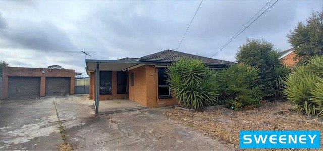 5 Gothic Court, VIC 3020