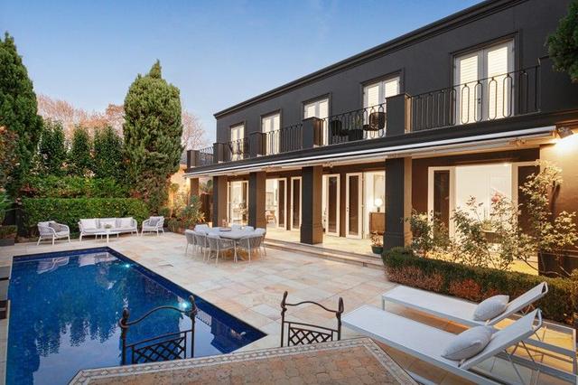 2 Cosham Street, VIC 3186