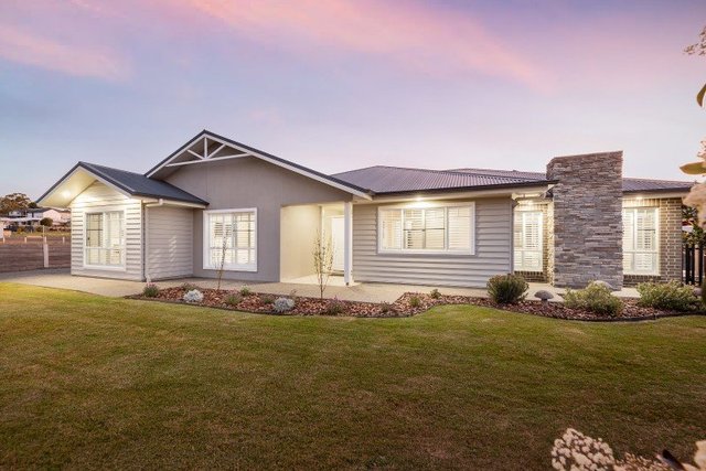 8 Estelle Street, QLD 4352