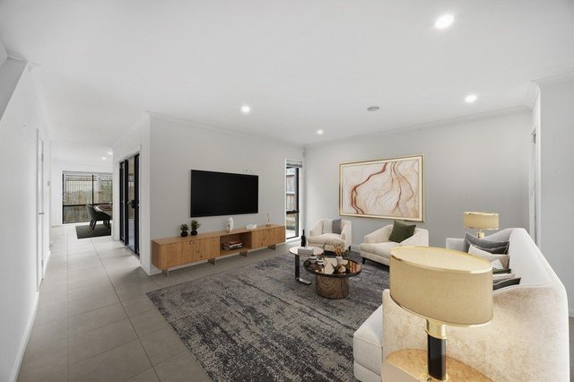 18 Hotelier Court, VIC 3977