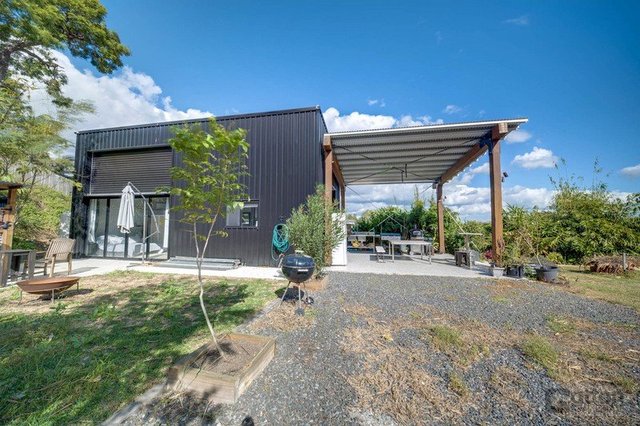 78 East Street, QLD 4343