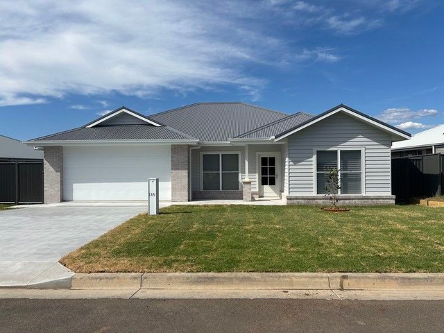135 Warrah Drive, NSW 2340