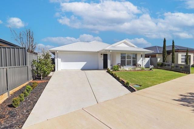 21 Sandalwood Avenue, VIC 3585