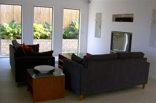Lounge (2005-09-30)