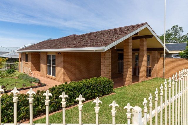 24 Willans Street, NSW 2700