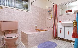 Bathroom (2004-04-20)