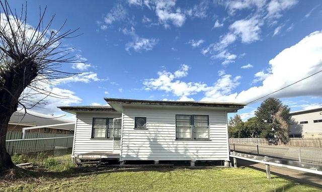 7 Drayton Street, QLD 4405
