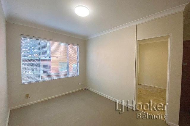 2/2 Leylands Parade, NSW 2192