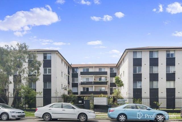 4/12-16 Goulburn Street, NSW 2170
