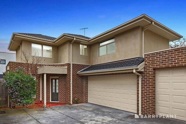 3/3 Pine Crescent, VIC 3155
