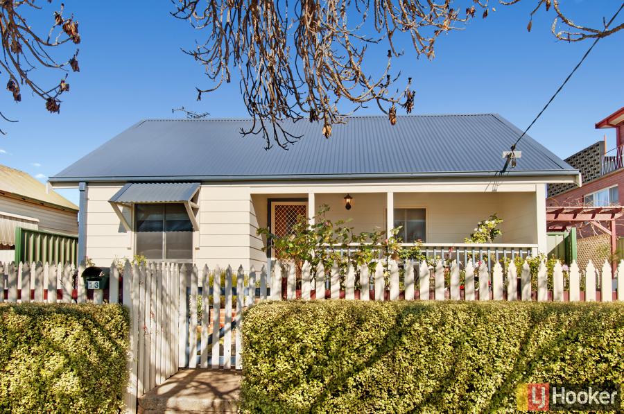 13 Derrima Road, Queanbeyan NSW 2620 - Address information 
