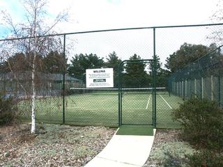 Complex tennis court