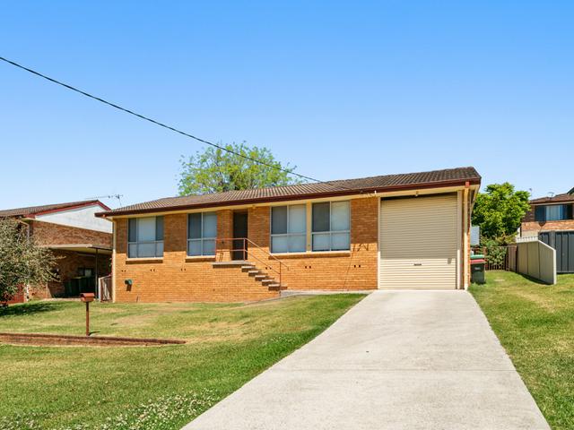 12 Peveril Street, NSW 2430