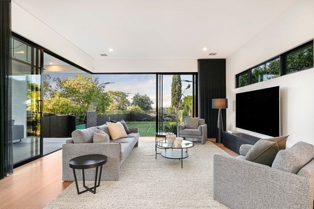 25 Kenmare Street, VIC 3129