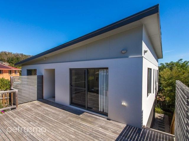 2/65 Hutchins Street, TAS 7050