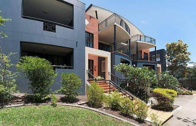 8/14 Grimes Street, QLD 4066